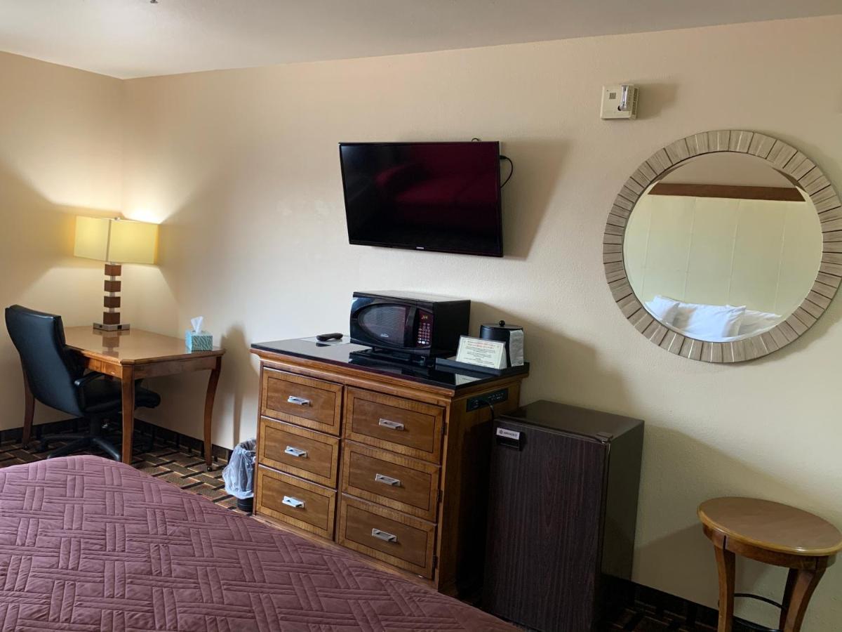 Heritage Grand Inn Canton Exterior photo