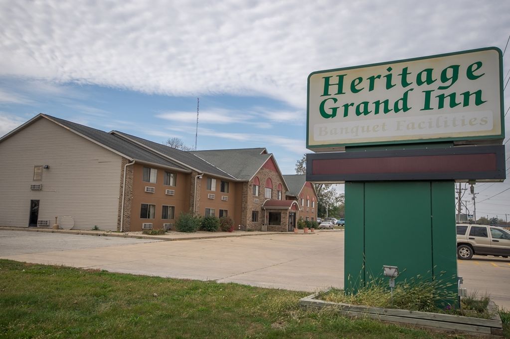 Heritage Grand Inn Canton Exterior photo