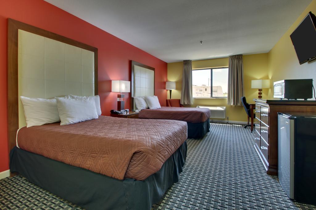 Heritage Grand Inn Canton Exterior photo