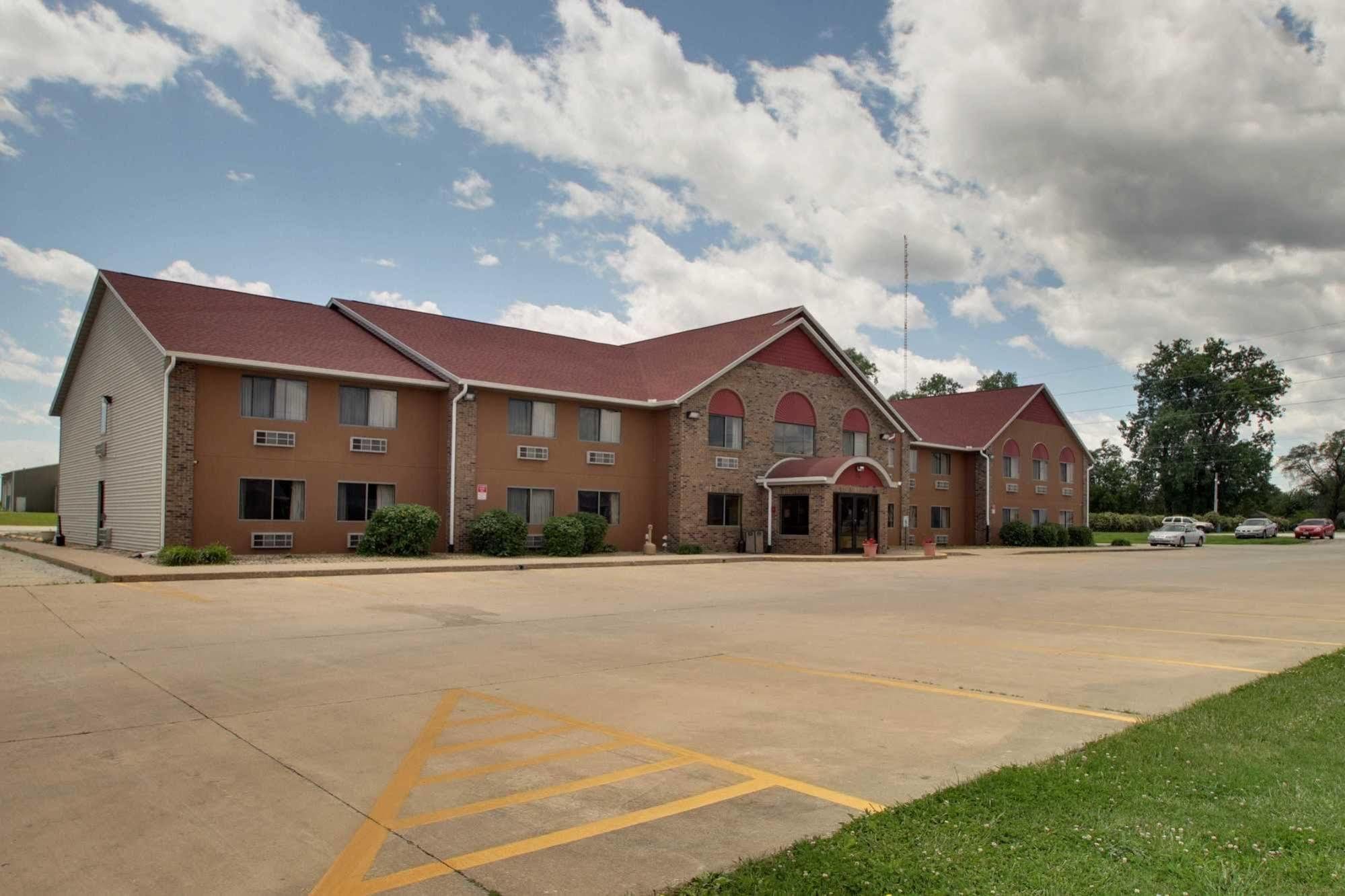 Heritage Grand Inn Canton Exterior photo