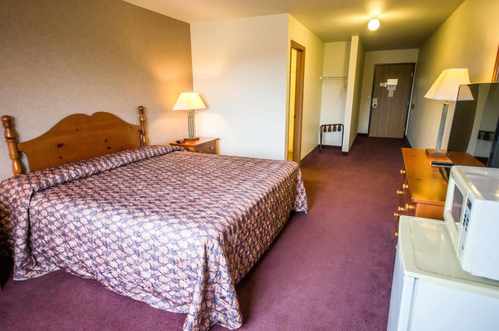 Heritage Grand Inn Canton Exterior photo