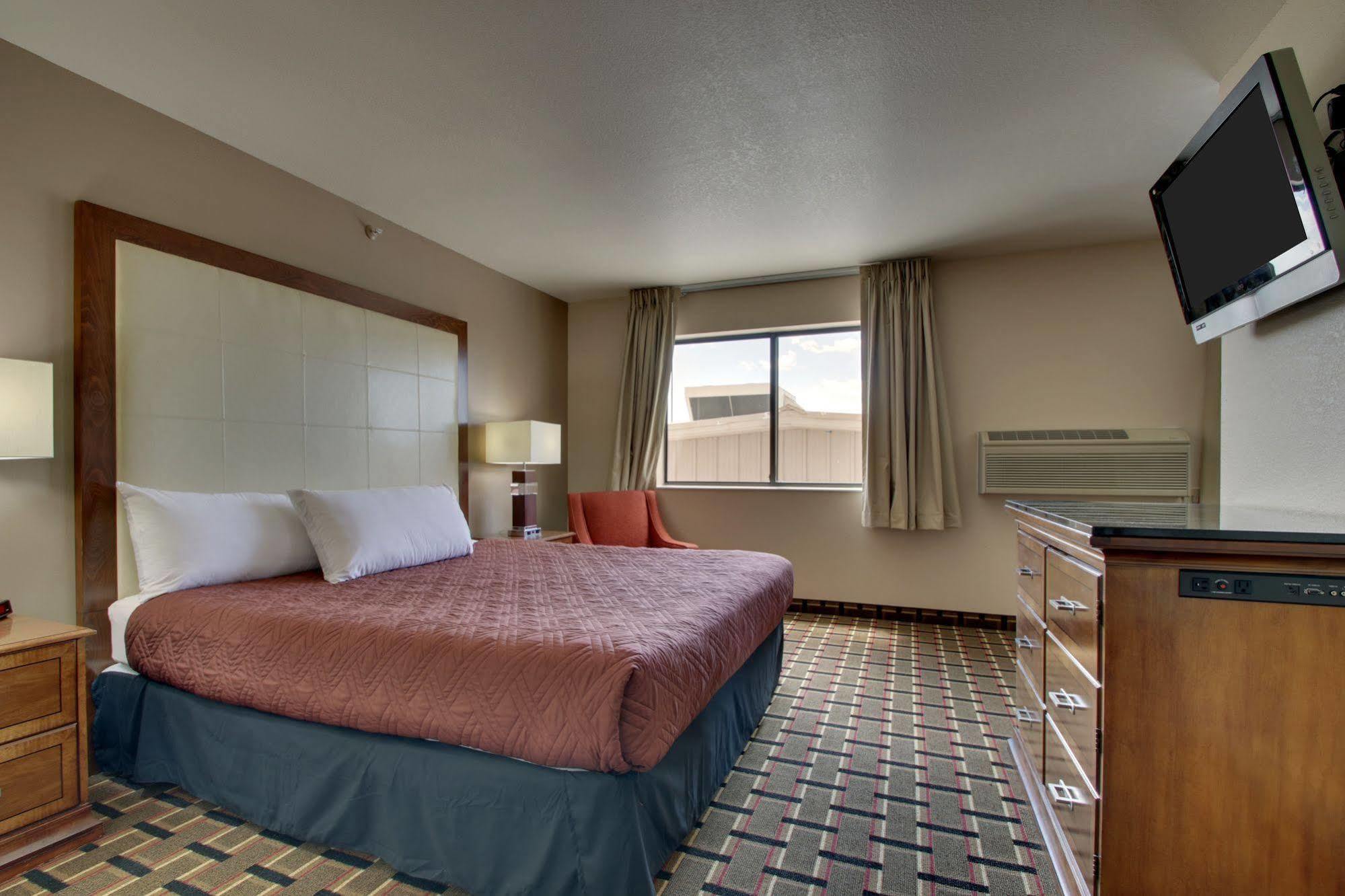Heritage Grand Inn Canton Exterior photo